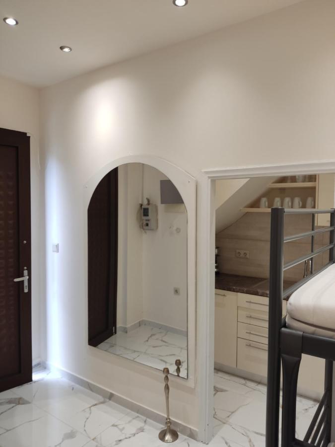 Athens City Center Luxury Suites Buitenkant foto