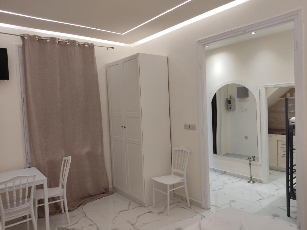 Athens City Center Luxury Suites Buitenkant foto