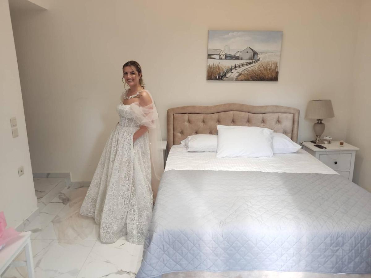 Athens City Center Luxury Suites Buitenkant foto